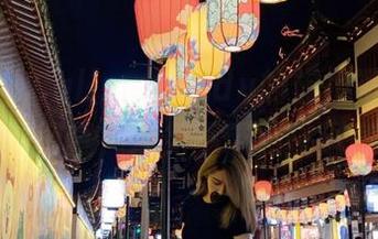 微密圈 - Callmecandy的旗袍写真：原图里的细腻，未免不带点挑逗意味？
