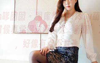 Feilin嗲囡囡 - 图库里的Misty萌晰学妹，有时候真觉得这画面太‘养眼’了，呃，好像有点不对劲。