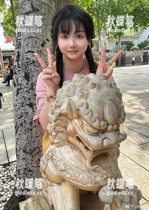 Sayako＿今年4岁的玛丽罗斯，逃不开的美图和壁纸迷局！