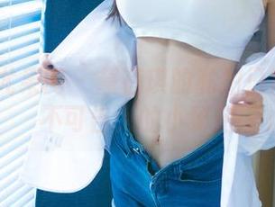 UGirls尤果网 - 黛蓓琪的私拍日常：那点不可告人的小秘密