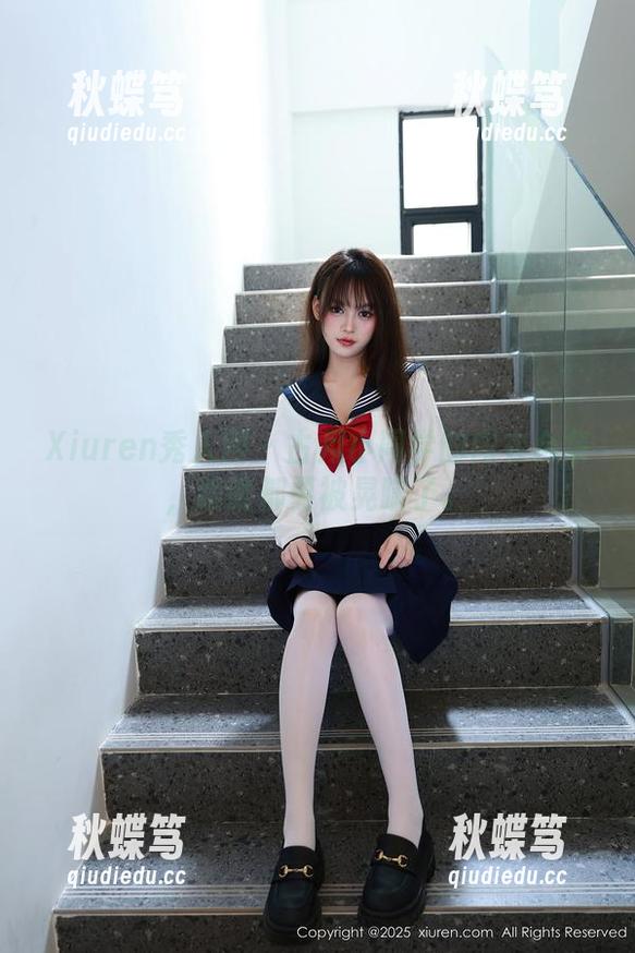 Xiuren秀人网 - 古月小同学的内衣合集，眼睛都要被晃瞎了。