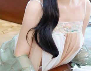 Xiuren秀人网 - 小狐狸Sica的婚纱美图：每一寸都是人生的错与对，哈哈哈！