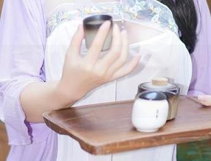 Xiuren秀人网 - 免费分享，露露小喵的长腿作品，谁还在说大长腿没意思？