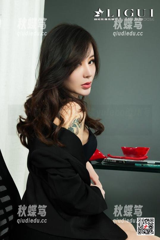 丽柜-yuleba 丽柜 - 试问,有多少人被yuleba的JK写真壁纸圈粉了?