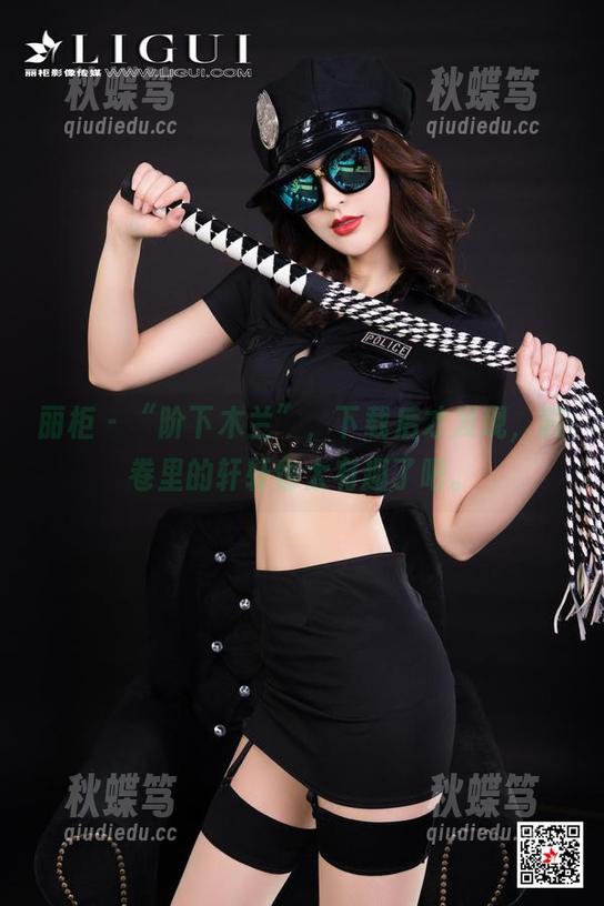 丽柜 - “阶下木兰”，下载后才发现，胶卷里的轩轩也太有趣了吧。