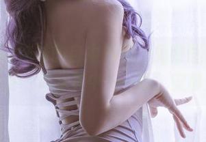 刺青Poi妹妹的自由气息，免费图包一键点开，尽享其中……呃，安静！