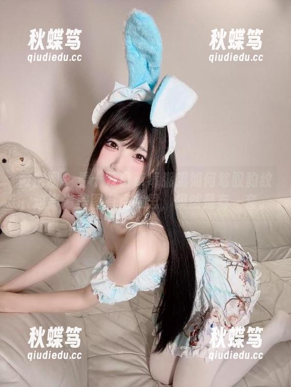 微密圈 - 看十万口草莓粥粥如何驾驭豹纹，这高清美图有点意思，果然是有一套。