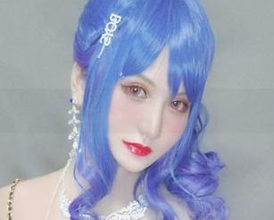 套图肆意张扬，夏鸽鸽不想起床女王也不过如此
