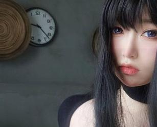 女主K与她的姐姐，分享他们的写真缘分。