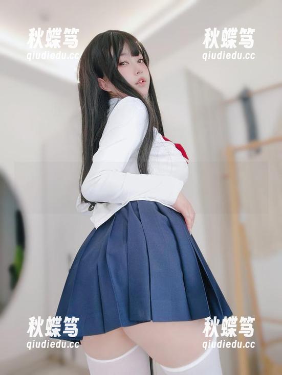 女主K的初秋穿搭全套-她的衣橱到底藏了多少惊喜？