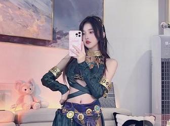 小小奶瓶儿不走寻常路，黑白无圣光的图片真有意思，适合闲聊。