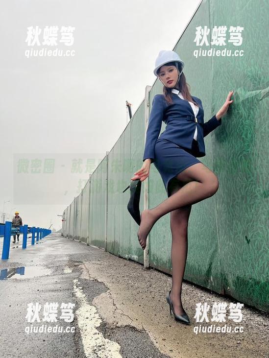 微密圈 - 就是阿朱啊的电竞房：写真合辑，打游戏也能如此有范！