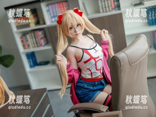 在幼水铃衣的Miku图集里，找到些小乐趣，时刻鲜活。
