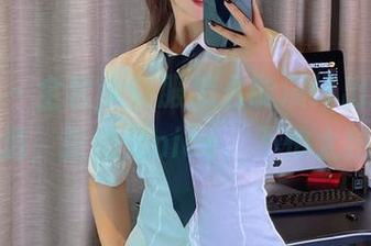微密圈 - 全套jk制服怎么能演绎出这样别样的味道，张思允nice，不怕太独特吗？