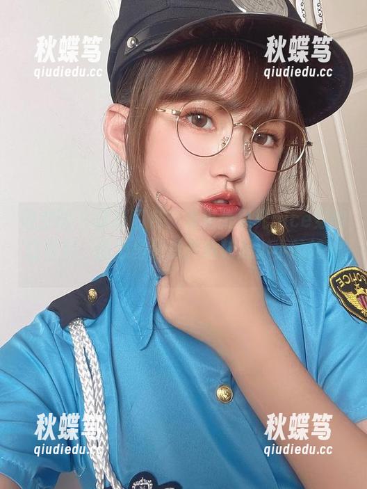 微密圈 - 打开图包，看见张思允nice穿的白衬衫，我心里突然开始鼓起小小的嫉妒。