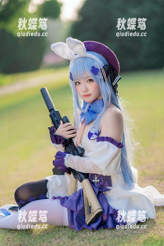 弥美Mime短裙写真：这风格，有种想问‘从哪买的’的冲动！