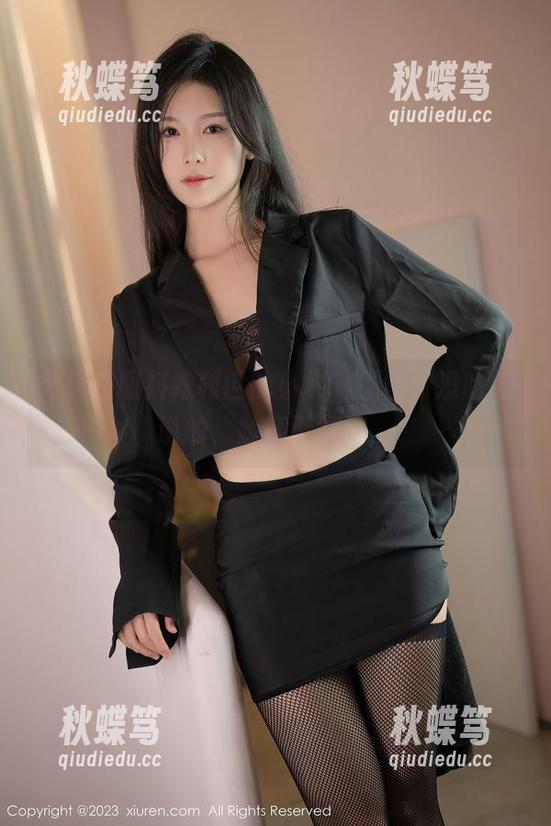 免费获取抖娘利世的小树林原图，没啥好说的，随意下载吧。