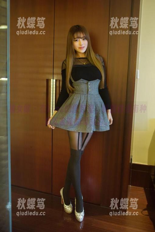 推女郎 - 在Lina的图包里，制服仿佛有种难以言喻的吸引力。