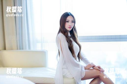 推女郎 - 松果儿的私拍集–秘书？嗯…我也想知道这位秘书到底有多“忙碌”。
