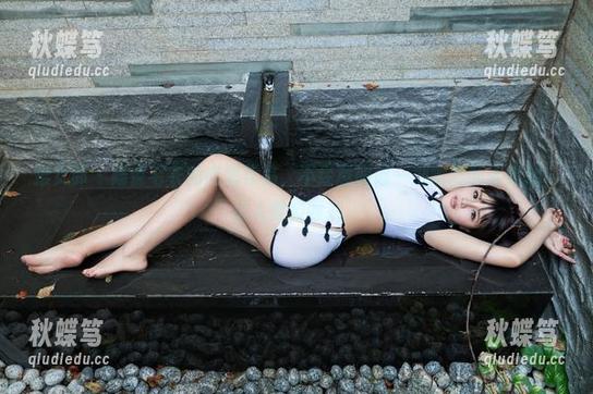 推女郎 - 陆瓷毛衣的高清作品，不经意间像一剂腻腻的催化剂，让人微微颤抖。