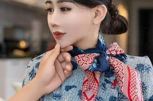 星颜社 - 看！李丽莎的圣诞颜值爆表，高清美图险些把我从椅子上甩出去！
