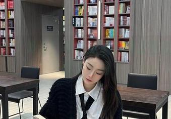 微密圈 - 集合！是小逗逗的教室壁纸，怎能不亮眼
