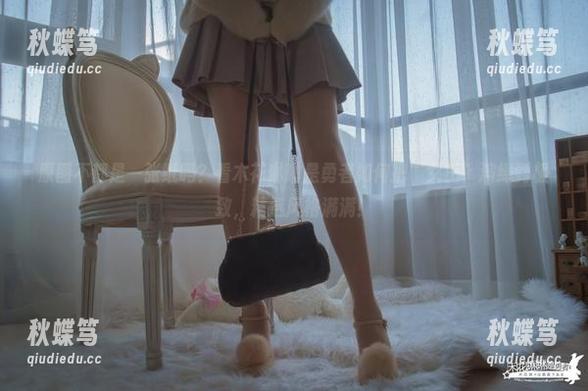 原图不都是一张纸吗？看木花琳琳是勇者如何把“女王”演绎到极致，精选风格满满！
