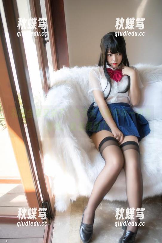 礼服合集又来了，杏子夫人能把每一件当壁纸，我是真服了。