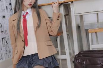 果咩酱w的秘书美图带来的意外惊艳，精选到让我无从选择。