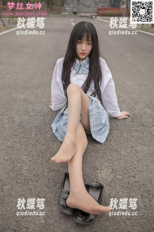 梦丝女神 - 灼灼其华，玥玥这个校花，全全集都在了，下载别错过这个小甜心。