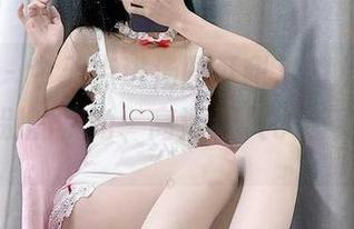 微密圈 - 今天点进汤圆可甜了的灰丝，在线对比别的视角、高清看久了还真心发愣。