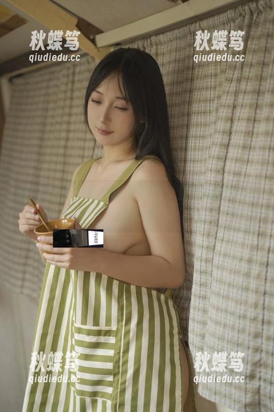 浅安安的歪萌社修女图包，果然玩得不走寻常路