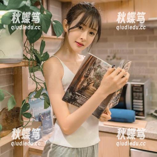 吊带背心合集，王羽杉说这款式她给满分，哈哈，这才是穿搭之道。