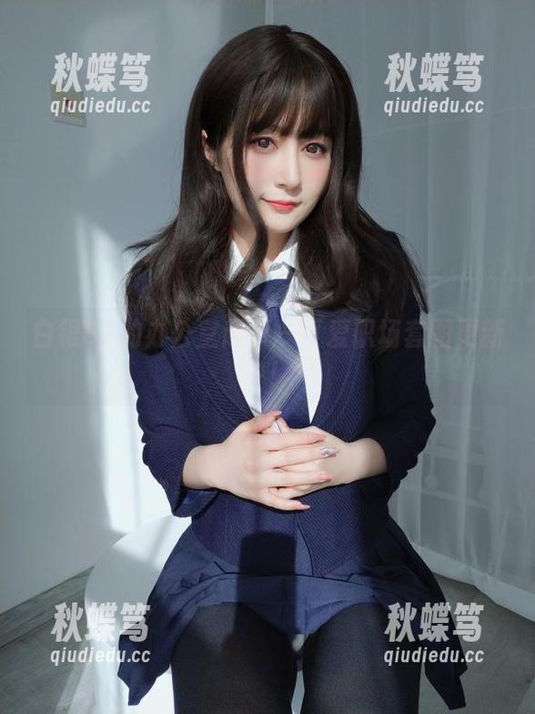 白银81的办公室趣事—可爱职场套图更新中！