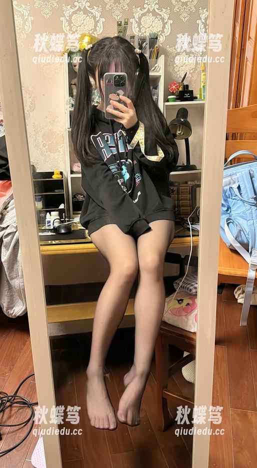 不能只盯着大姐姐，神沢永莉的写真图集值得深挖