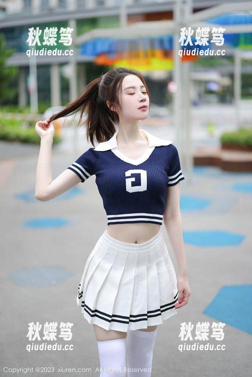 秀人网 - FoxYini孟狐狸水手服新图集，更新里藏着一丝丝小暧昧，你发现了吗？