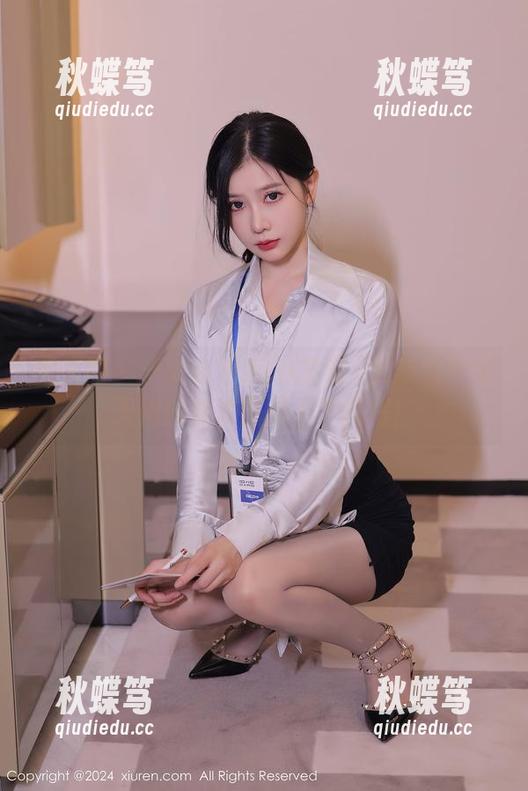 秀人网 - 于大小姐AYU又双叕更新啦！今天把修女套图搬上了日程！