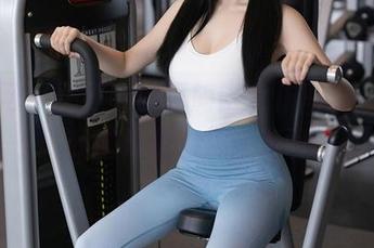秀人网 - 想不到的夏旖诺女仆写真，分享我脑海里的那些画面