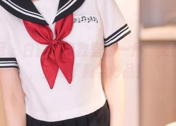 秀人网 - 白露小猪教室的一角：美图更新，变成了教学妙品！