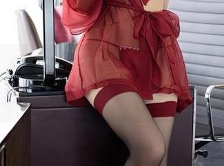 秀人网 - 定制写真大师蓝夏akasha，这制服里的释放感真让人意外。