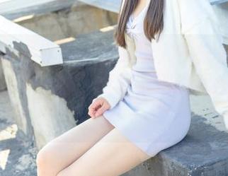稚乖画册 - 赤西夜夜又撩人？快来瞧这软妹在晴空下的美图更新，别说我没提醒你哦！