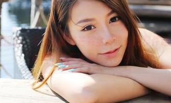 美媛馆 - 别担心，朱可儿的光芒完全淹没在她那件连衣裙中，图库里的资源更是让人咋舌。