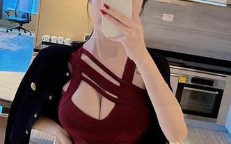 微密圈 - 教室里的私房：脸红Dearie教你如何闭嘴变身