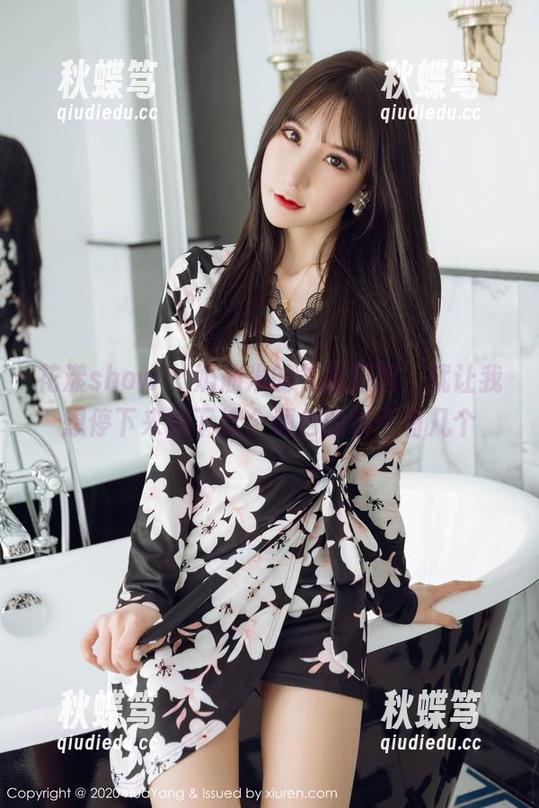 花漾show - 奶油米的礼服原图，就让我想停下来数下这个颜色的饼干有几个