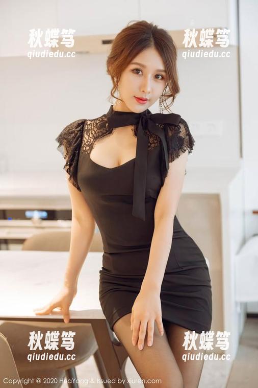 花漾show - 小海臀Rena睡衣合集：你以为只有睡觉才能穿的懒洋洋？