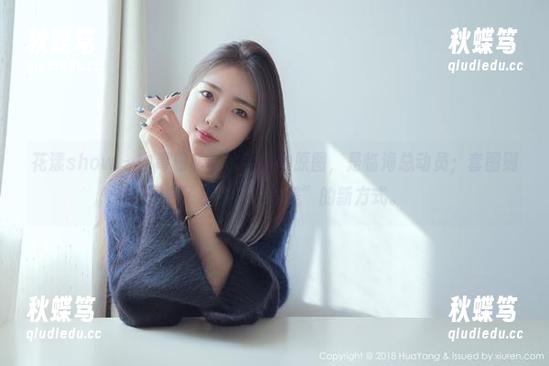 花漾show - 中毒穆菲菲水手服的原图，是临海总动员；套图则开启了水中“我爱美”的新方式。
