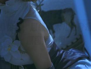 安洁变身魔女，超级小禾儿化身摄影师，原图超有趣