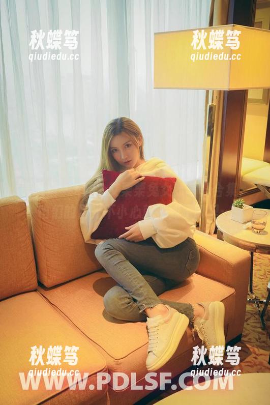 轰趴猫 - Ellie艾栗栗兔女郎写真合集，咱们的目光不小心就掉到了哪里…
