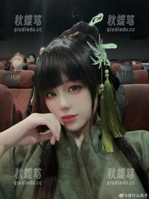 阿九从不咕咕的福利，秀出路易九世的极致自拍