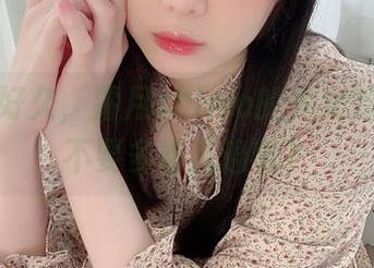 纠结了好久，霜月shimo的兔女郎图包要不要多看几遍呢？